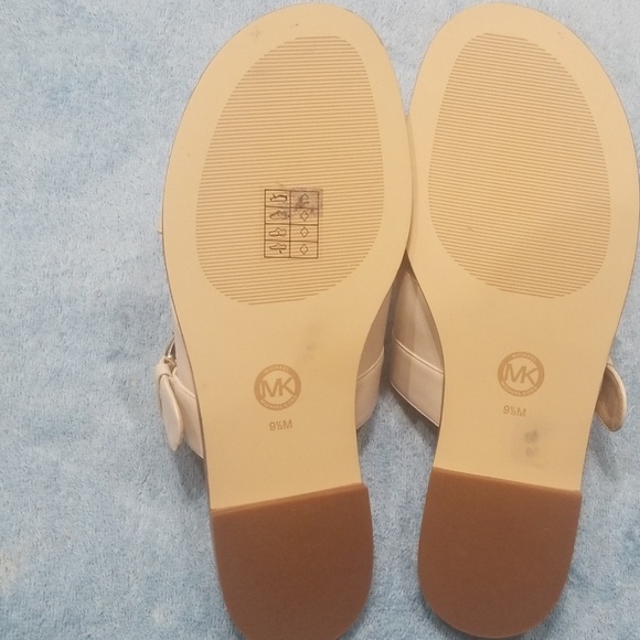 MICHAEL KORS SANDALS - Picture 3 of 8
